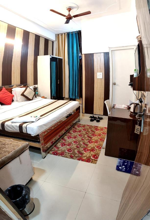 Hotel O Greno House Near Pvr Ansal Plaza Greater Noida Exterior photo