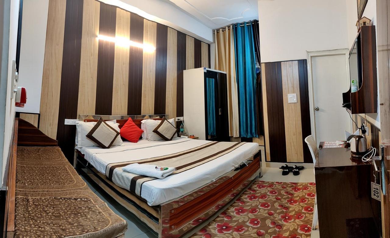Hotel O Greno House Near Pvr Ansal Plaza Greater Noida Exterior photo