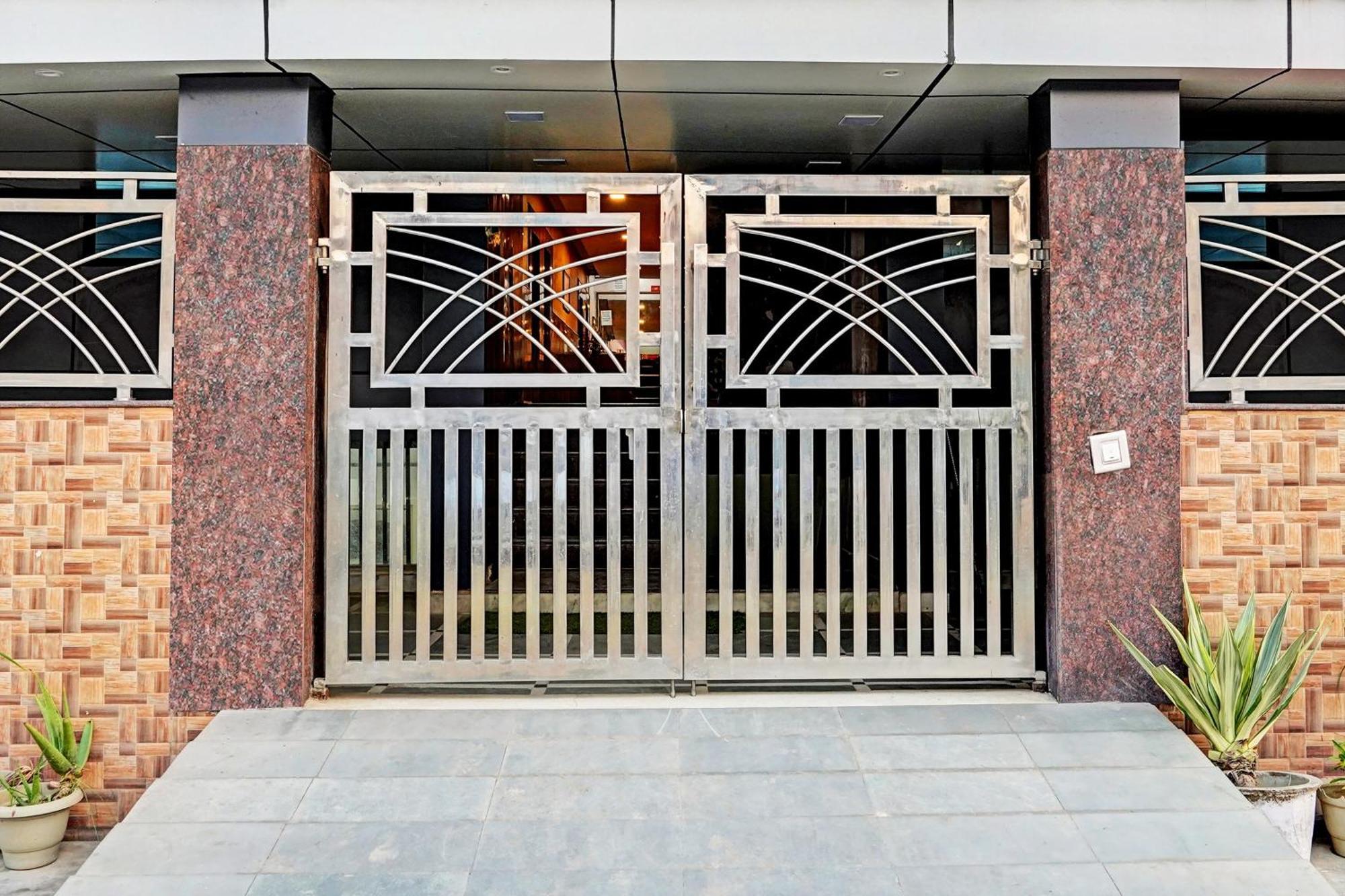 Hotel O Greno House Near Pvr Ansal Plaza Greater Noida Exterior photo