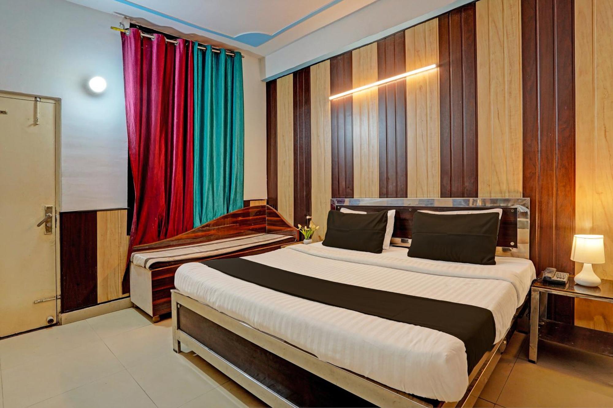Hotel O Greno House Near Pvr Ansal Plaza Greater Noida Exterior photo