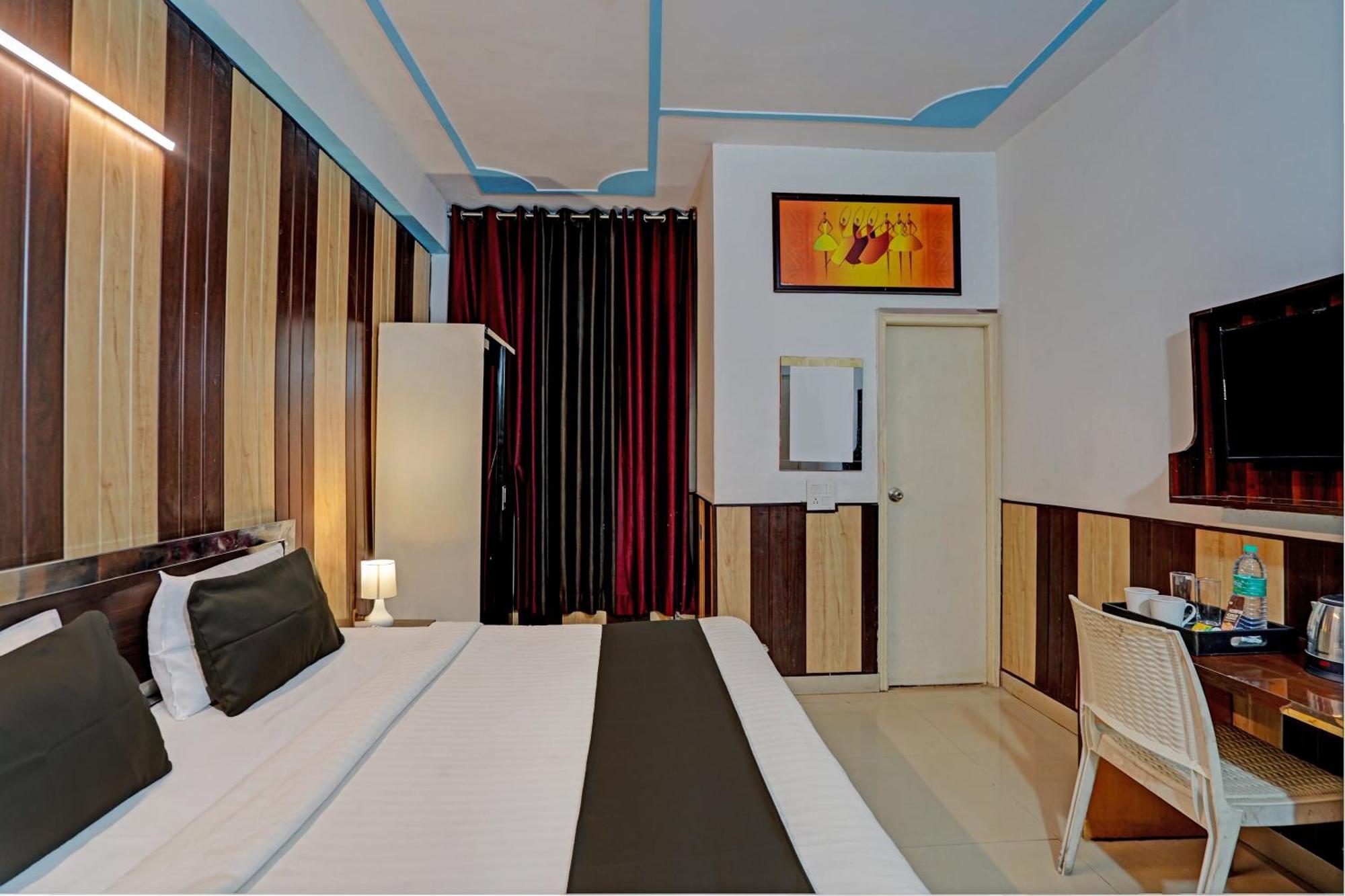 Hotel O Greno House Near Pvr Ansal Plaza Greater Noida Exterior photo