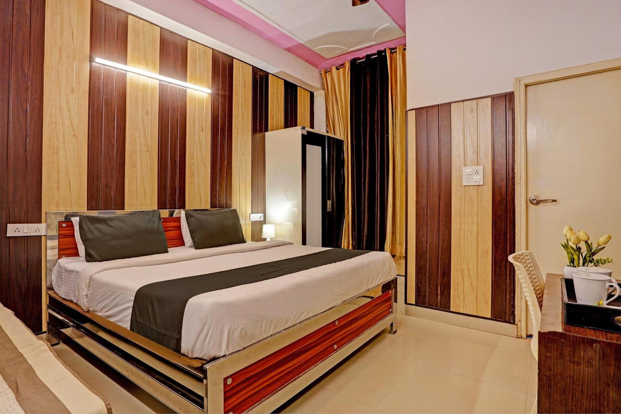 Hotel O Greno House Near Pvr Ansal Plaza Greater Noida Exterior photo